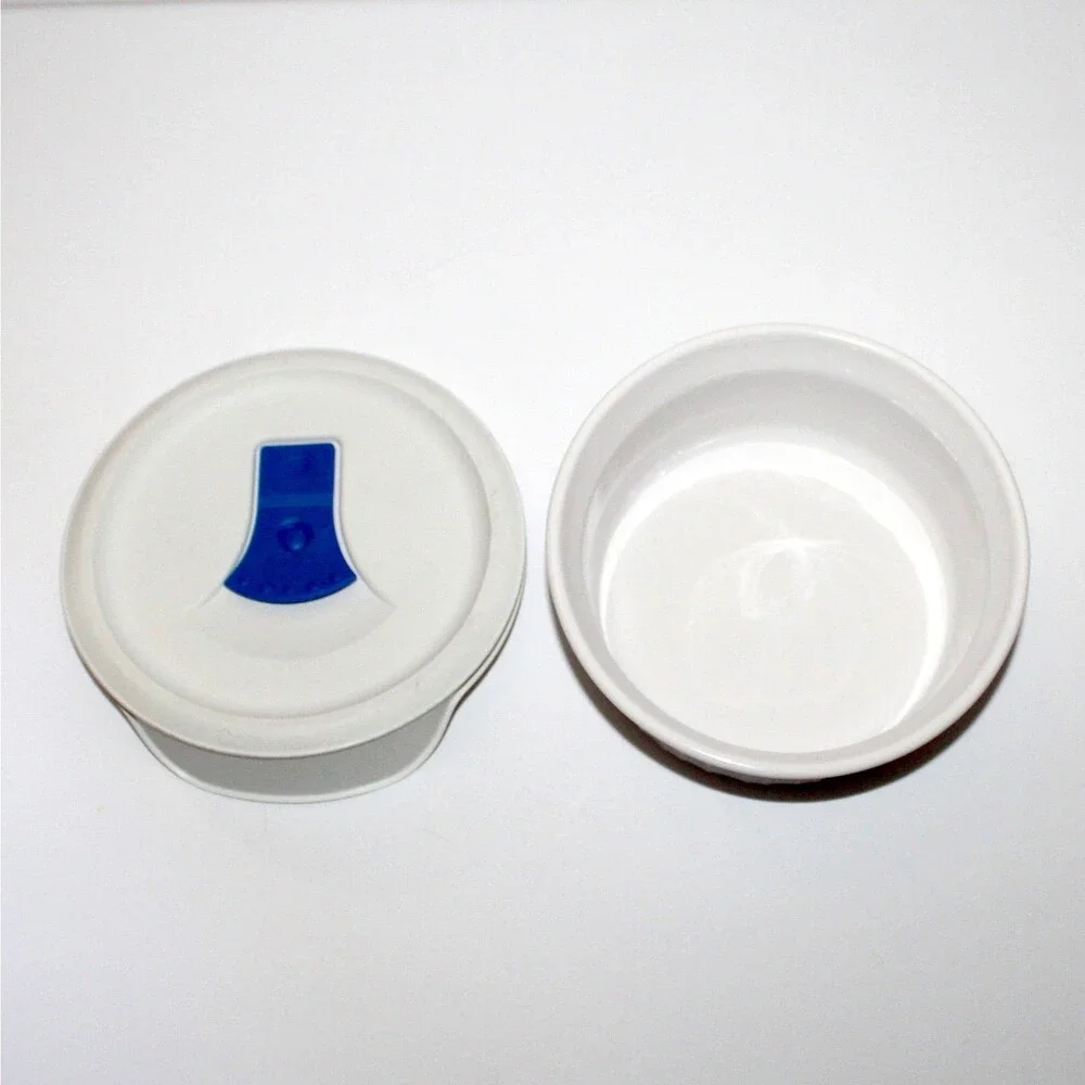 Corning Ware Individual Casserole F 16 B with Plastic Vented Lid round white